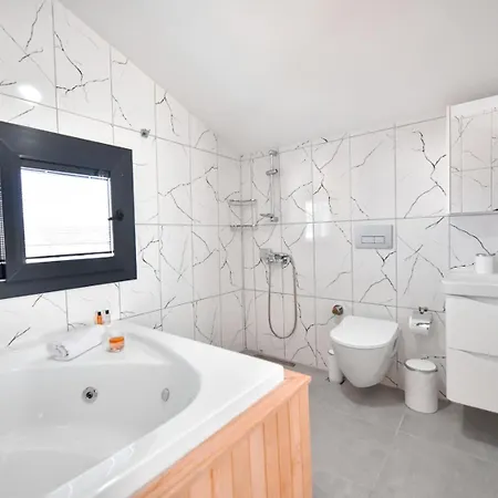 Atli Villa *
